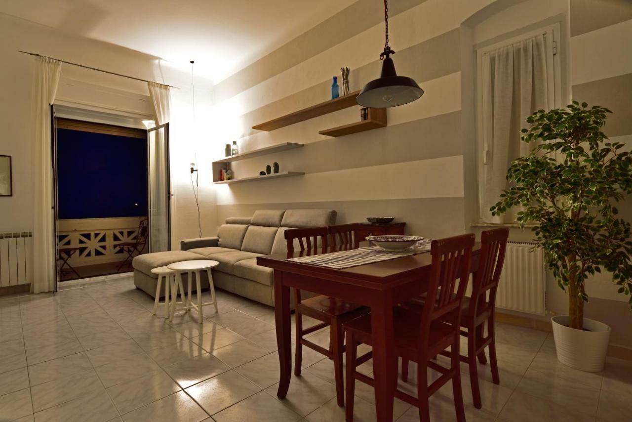 Appartement Il Faro Dei Poeti à Lerici Extérieur photo