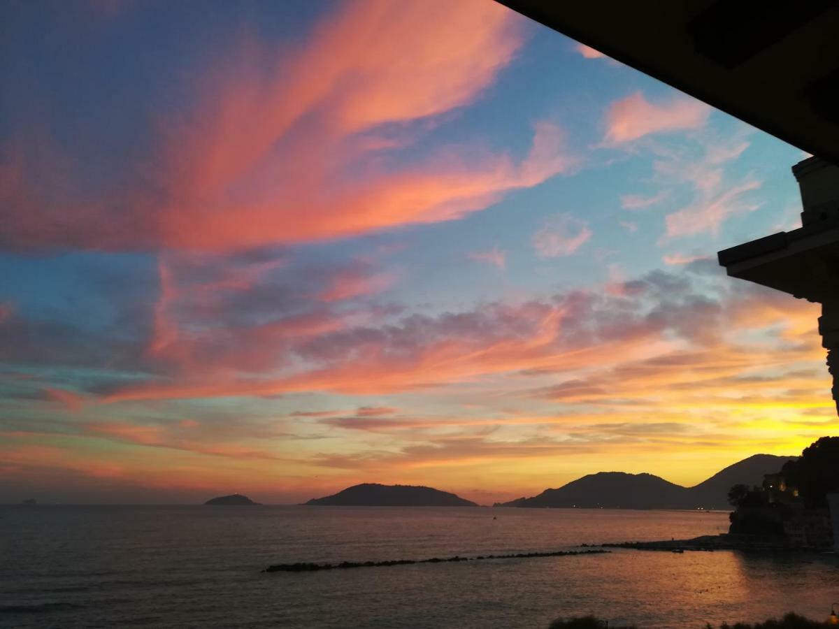 Appartement Il Faro Dei Poeti à Lerici Extérieur photo